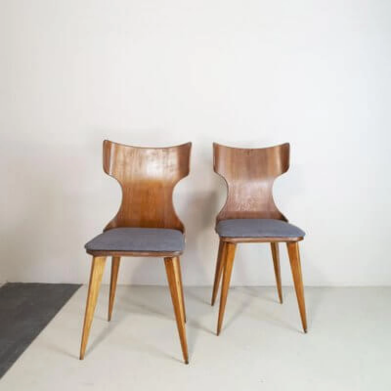 Pair of Curved Wooden Chairs by Carlo Ratti, 1950s 2