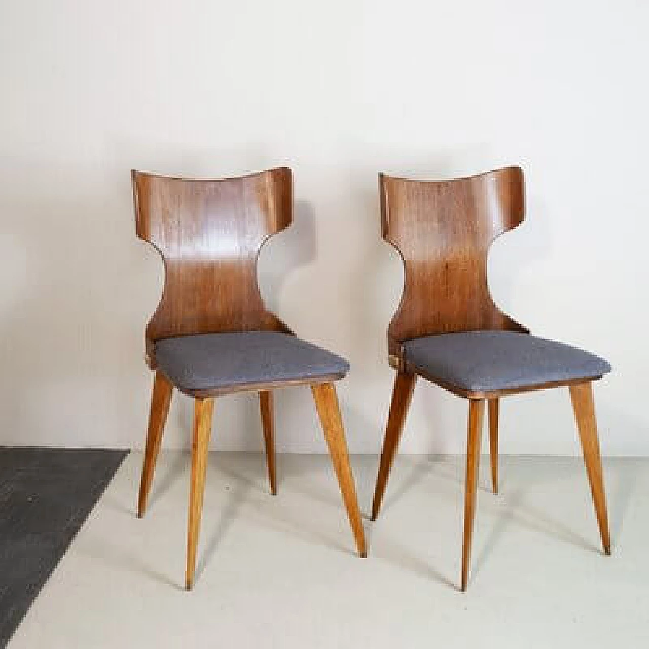Pair of Curved Wooden Chairs by Carlo Ratti, 1950s 3
