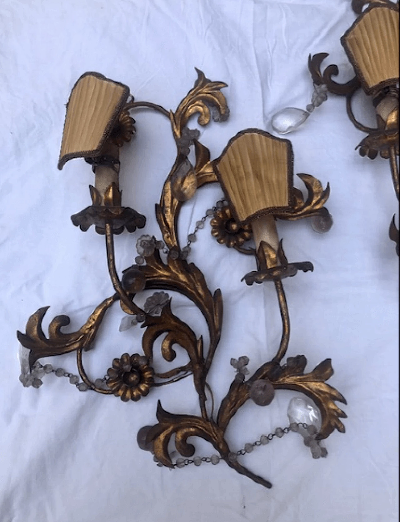 Coppia di applique in metallo dorato, '800 3