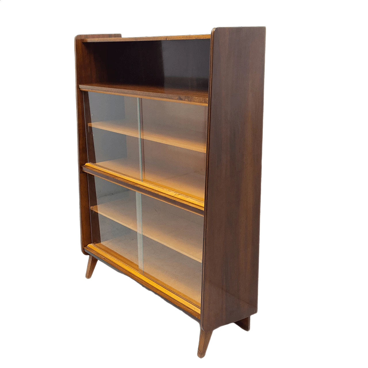 Libreria in noce di František Jirák per Jitona, anni '60 18