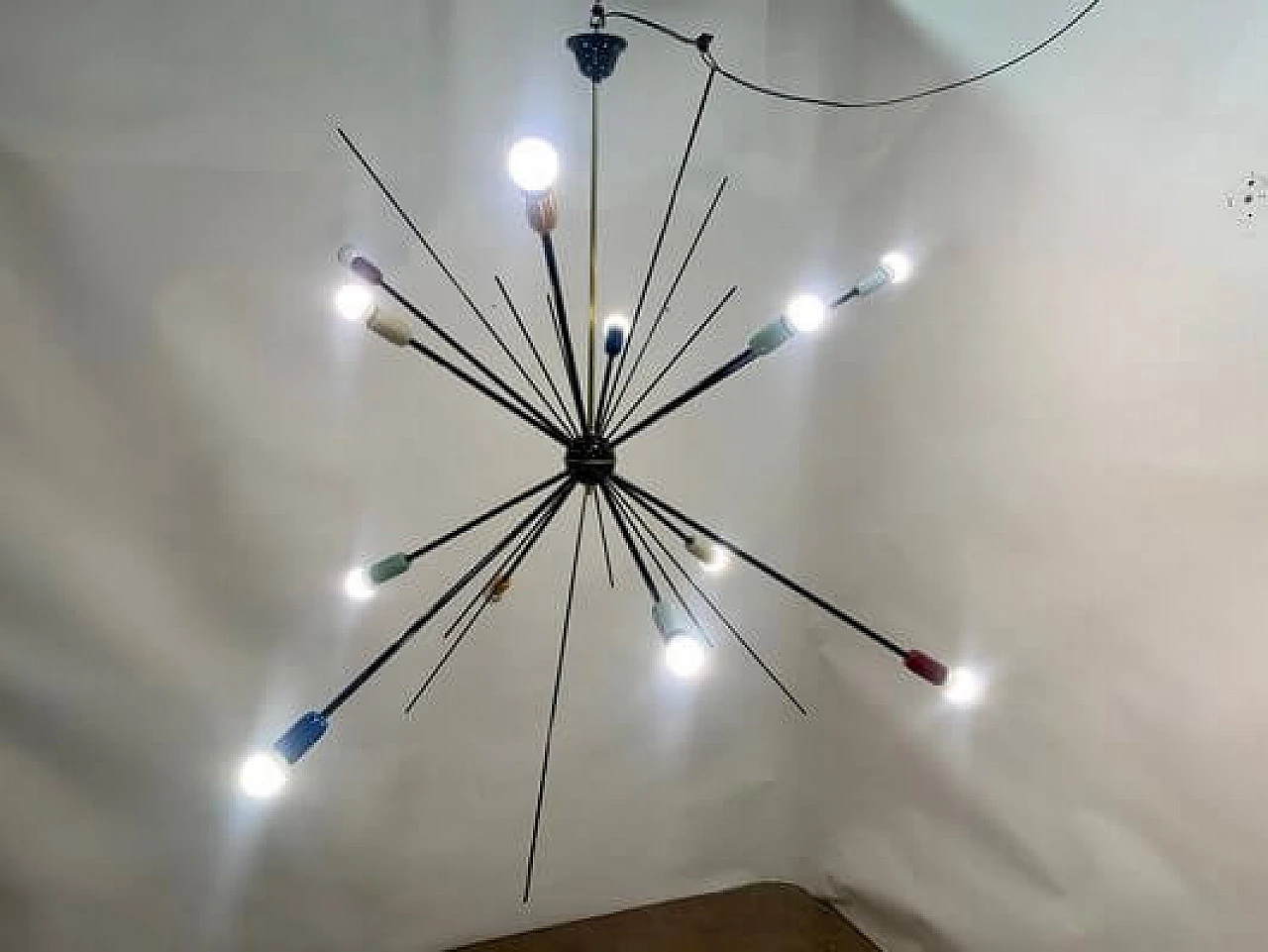 Lampadario Sputnik nero di Stilnovo, anni '40 4