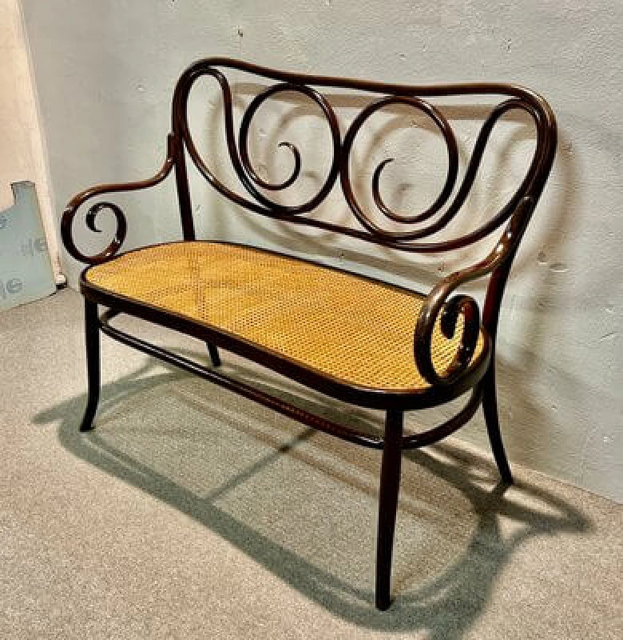 Divano Thonet in faggio e paglia di Vienna, '900 3