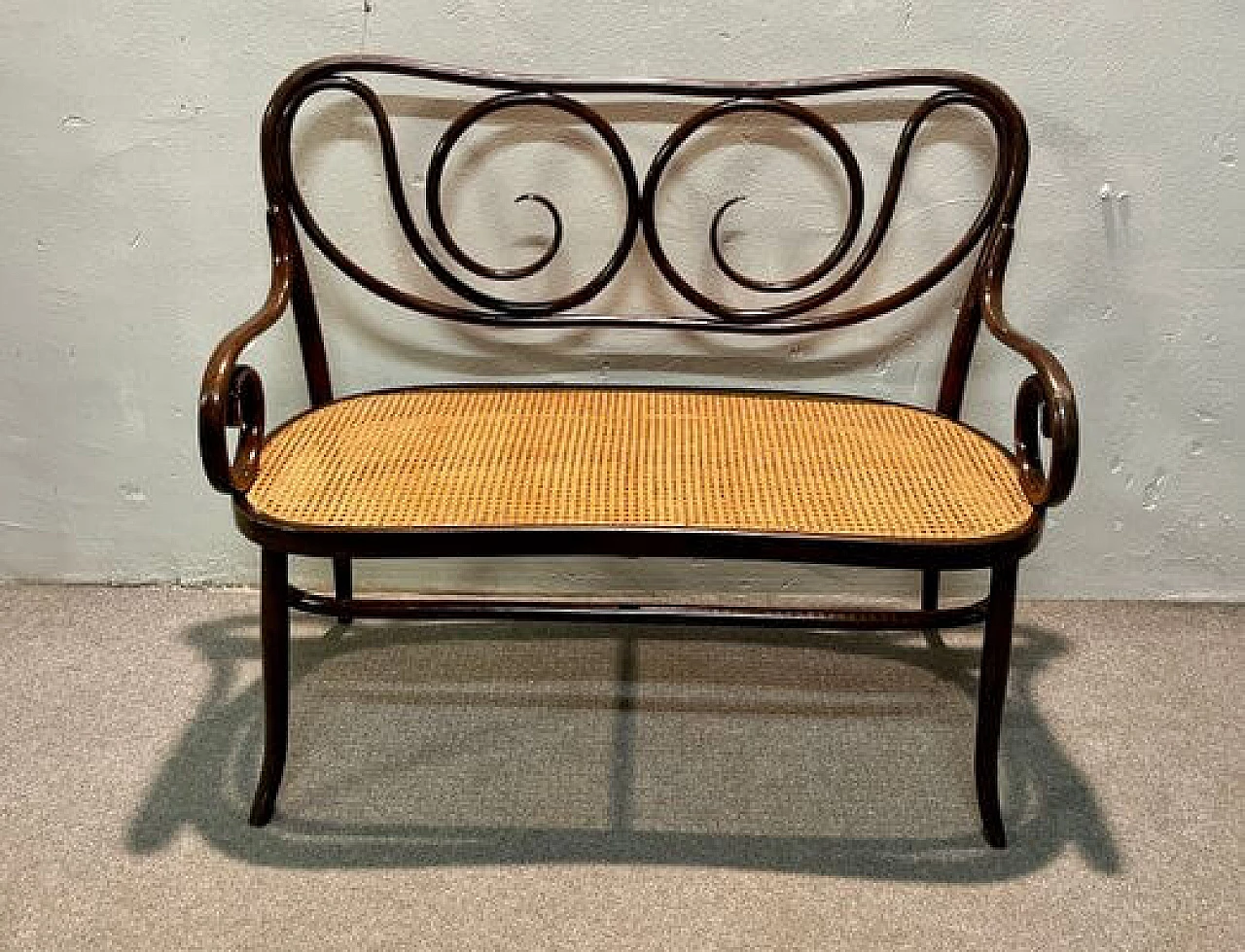 Divano Thonet in faggio e paglia di Vienna, '900 4