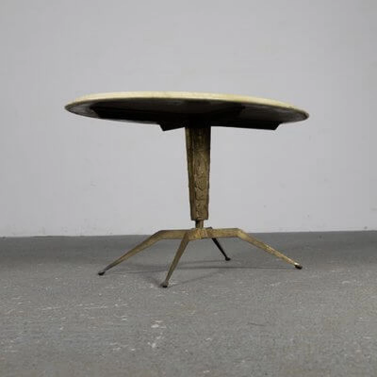 Round table with brass base, 1950s 9