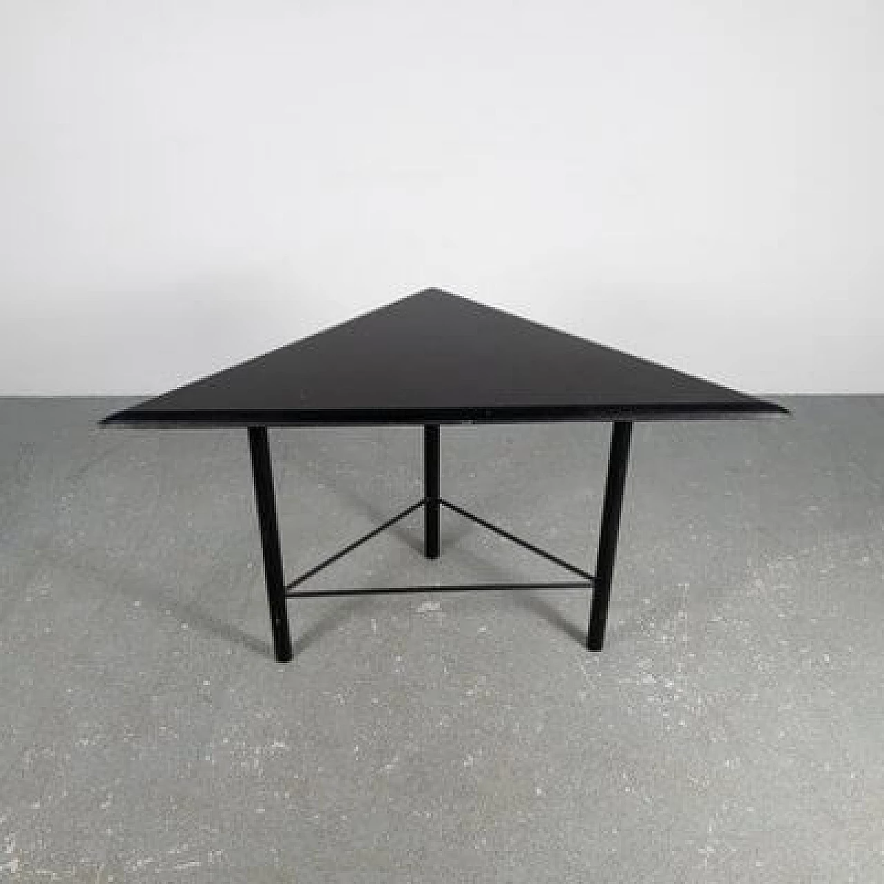 Angoliera con ripiano in pelle, anni '80 12