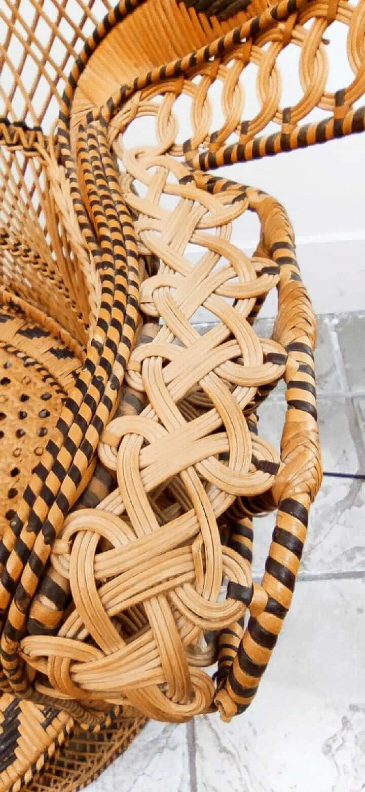 Poltrona in vimini Emmanuelle, anni '70 4