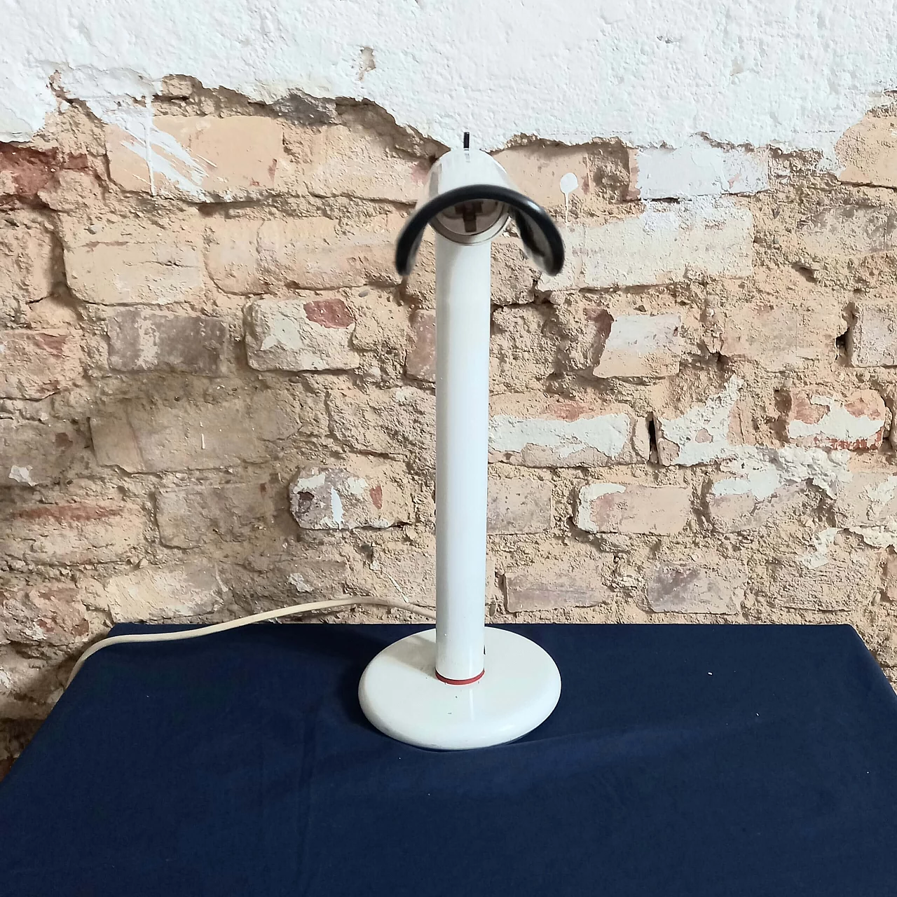 Lampada da tavolo Pellicano produzione Philips, anni '80 2