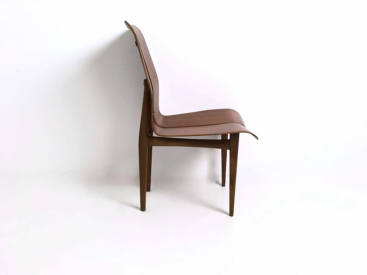 6 Bentwood chairs in the style of Ilmari Tapiovaara, 1950s 6
