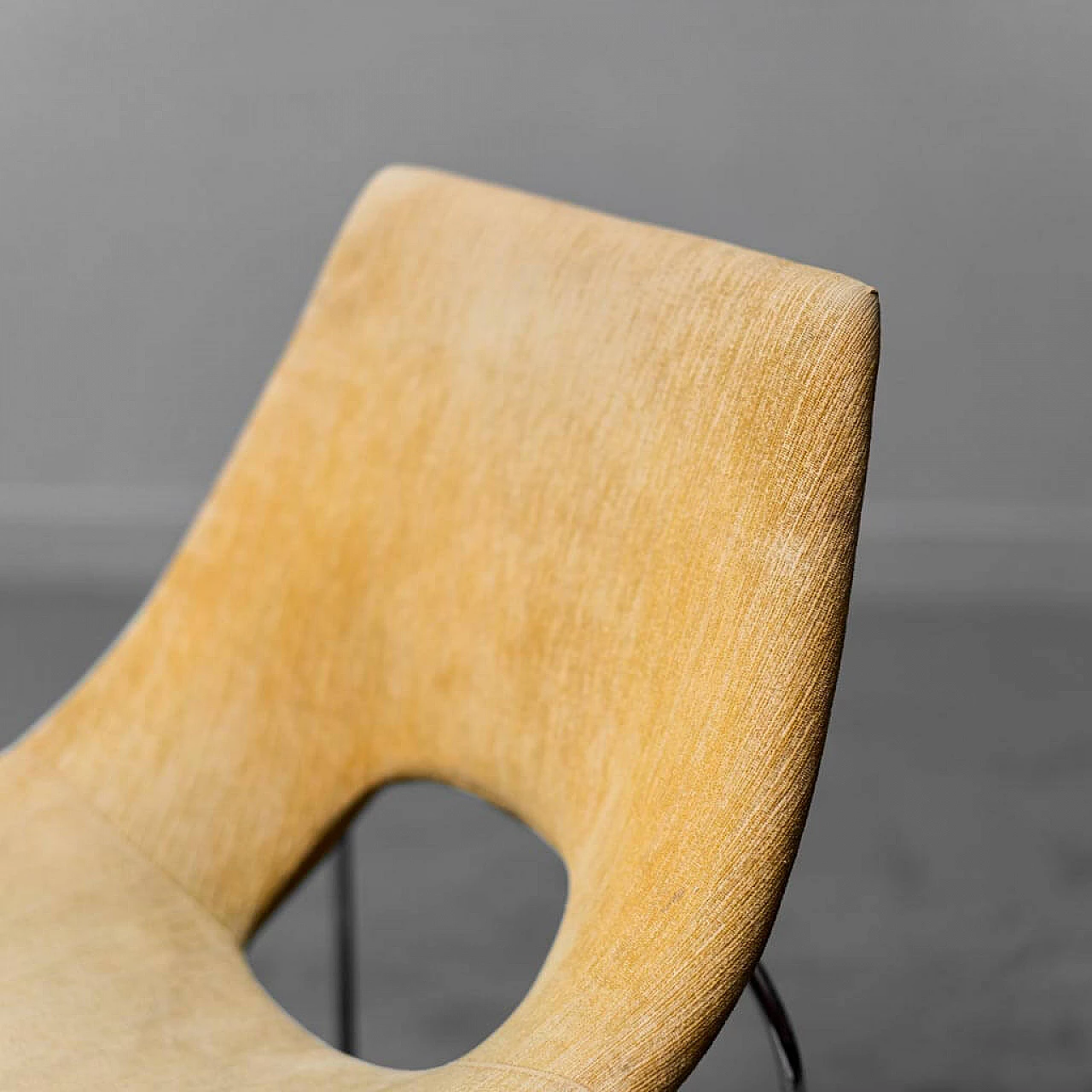 Reler chair by Augusto Bozzi for Saporiti, 1968 6