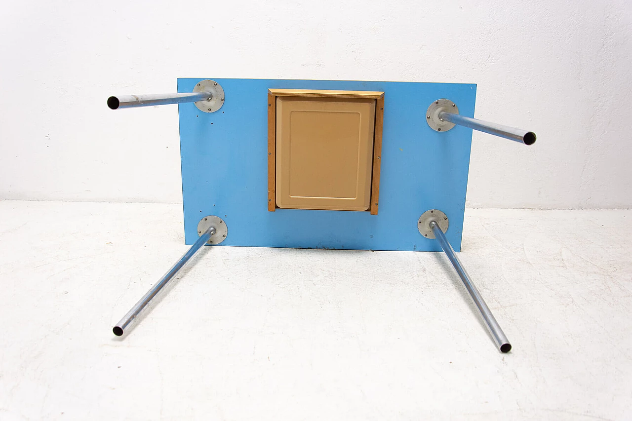 Scrivania con piano in formica e gambe cromate, anni '60 10