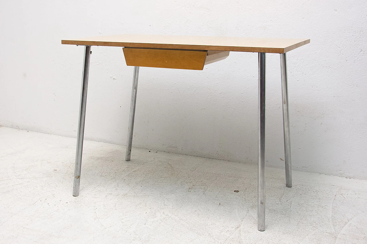 Scrivania con piano in formica e gambe cromate, anni '60 14