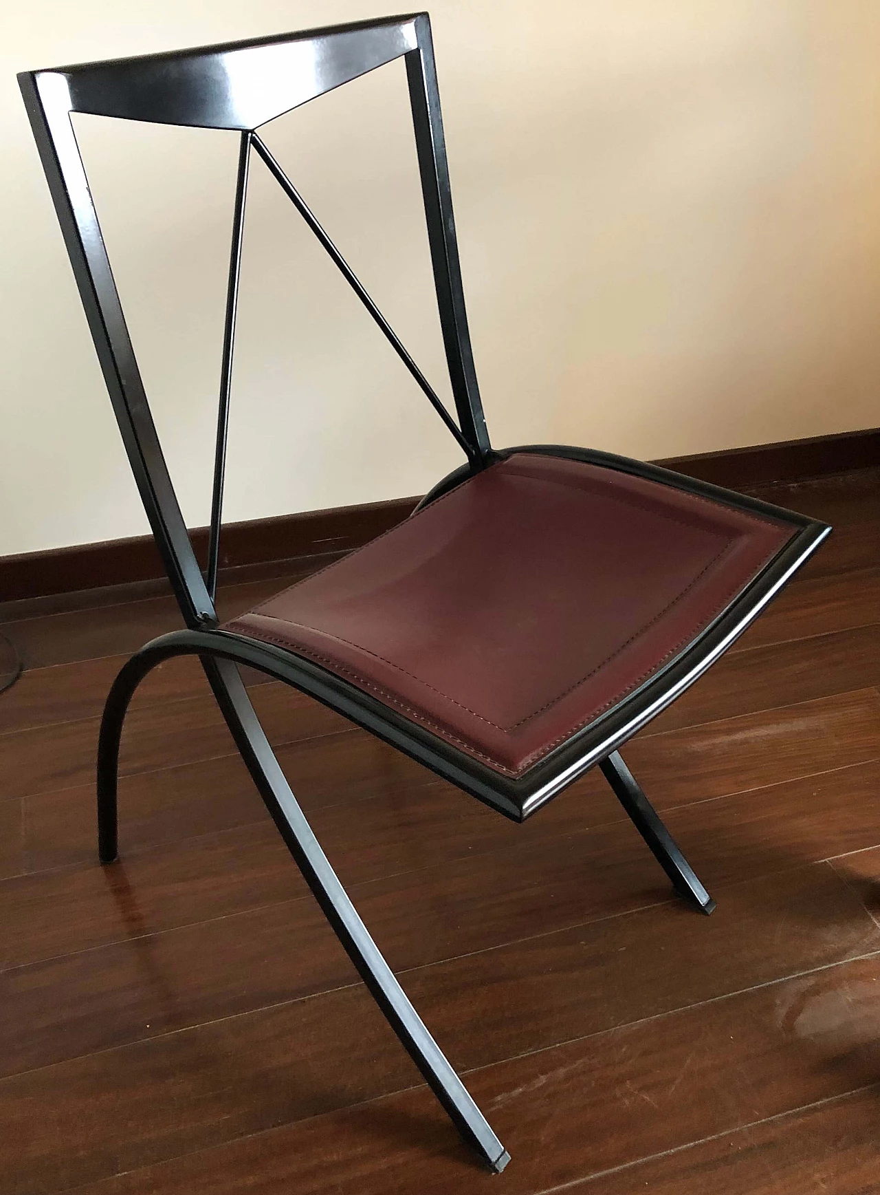 8 Bordeaux folding chairs with leather seat, 1980s 2