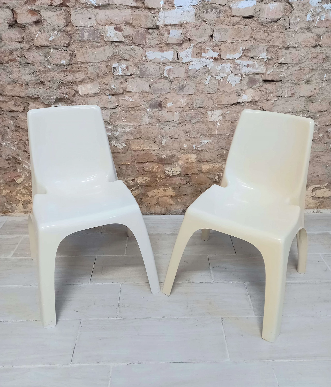 Pair of 4850 chairs in abs for Kartell, 1960s 1