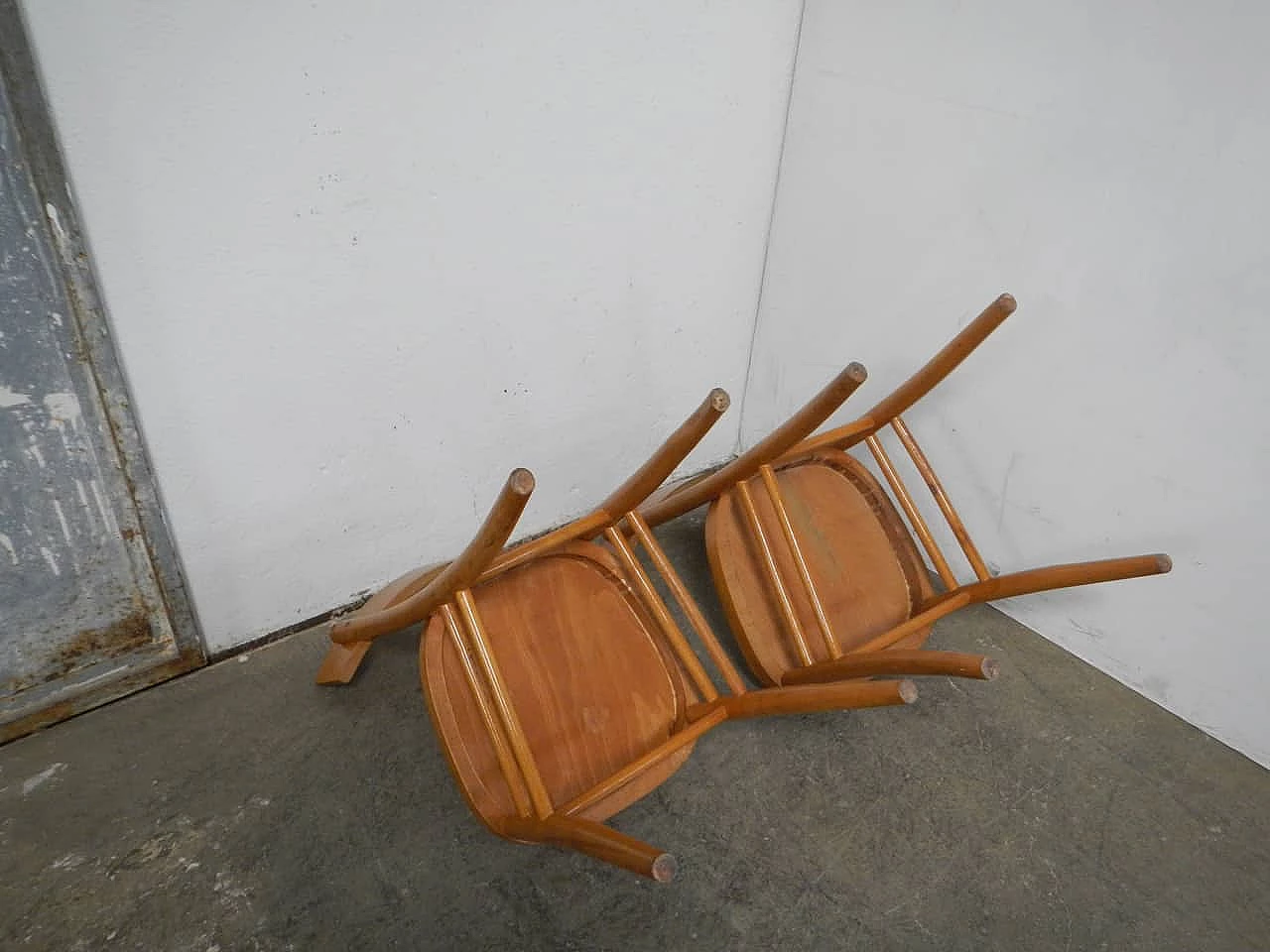 Pair of beechwood chairs, 1950s 4