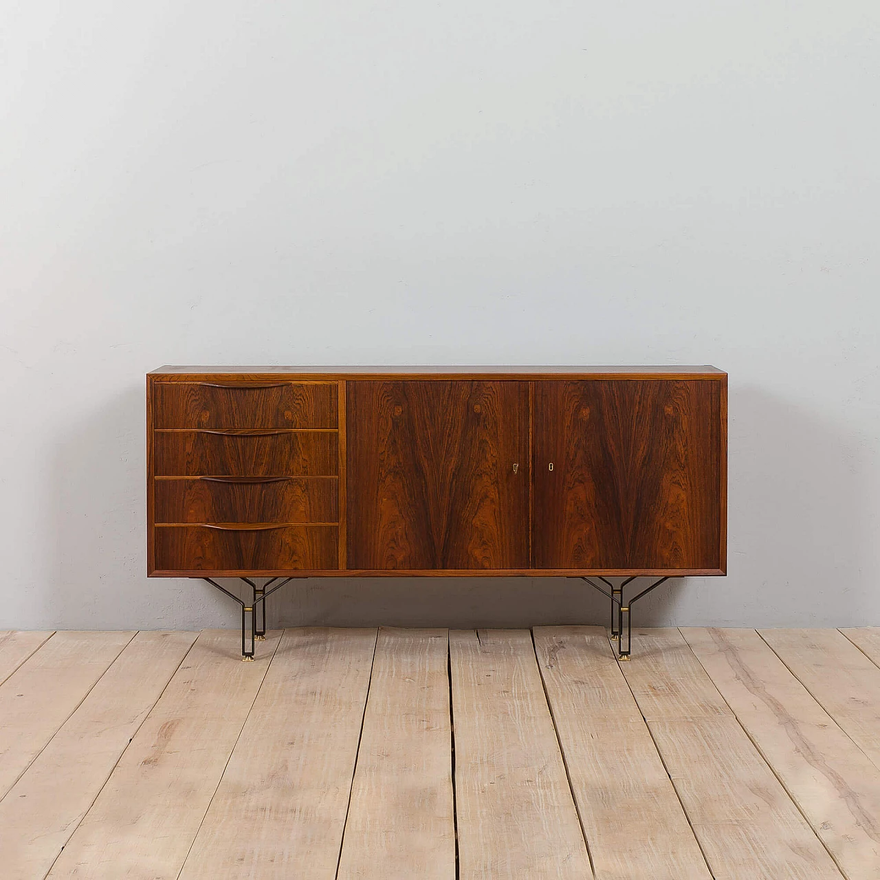 Sideboard in rosewood with 4 drawers, steel legs with brass details, 1960s 6