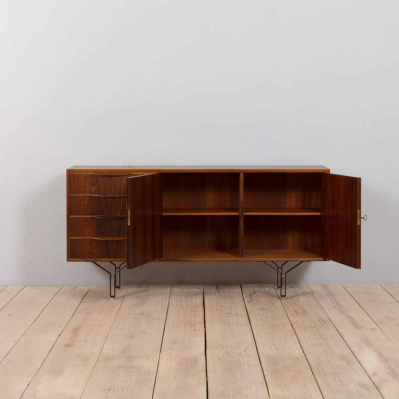 Sideboard in rosewood with 4 drawers, steel legs with brass details, 1960s 7