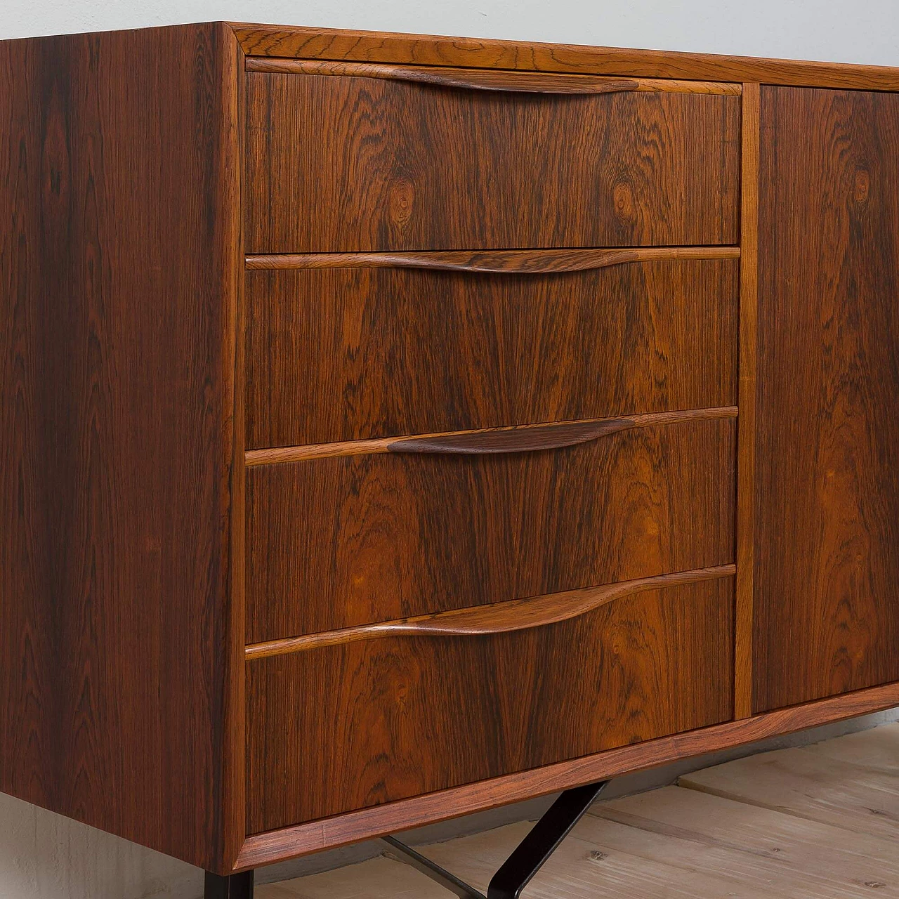 Sideboard in rosewood with 4 drawers, steel legs with brass details, 1960s 12