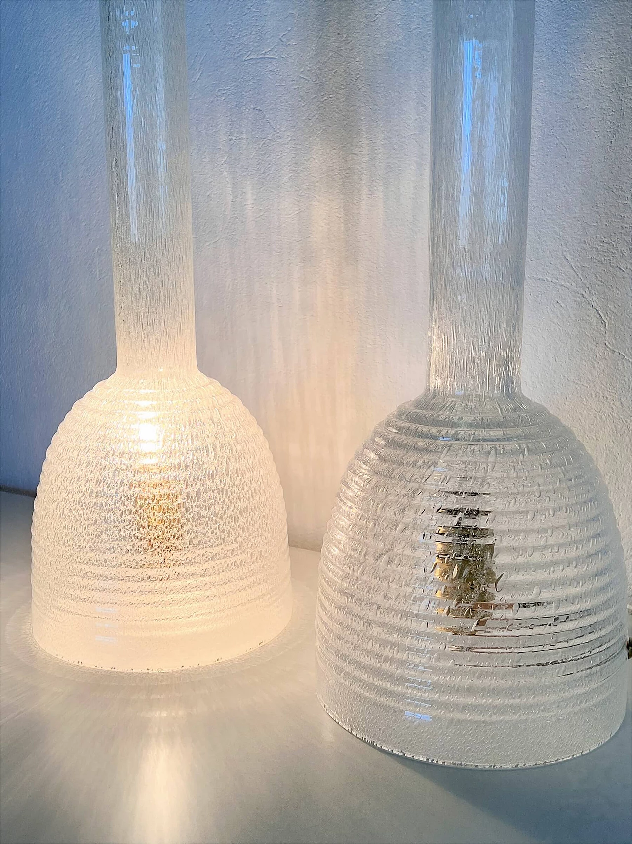 Coppia di lampade da tavolo in vetro di Murano di Carlo Nason per Mazzega, anni '70 5
