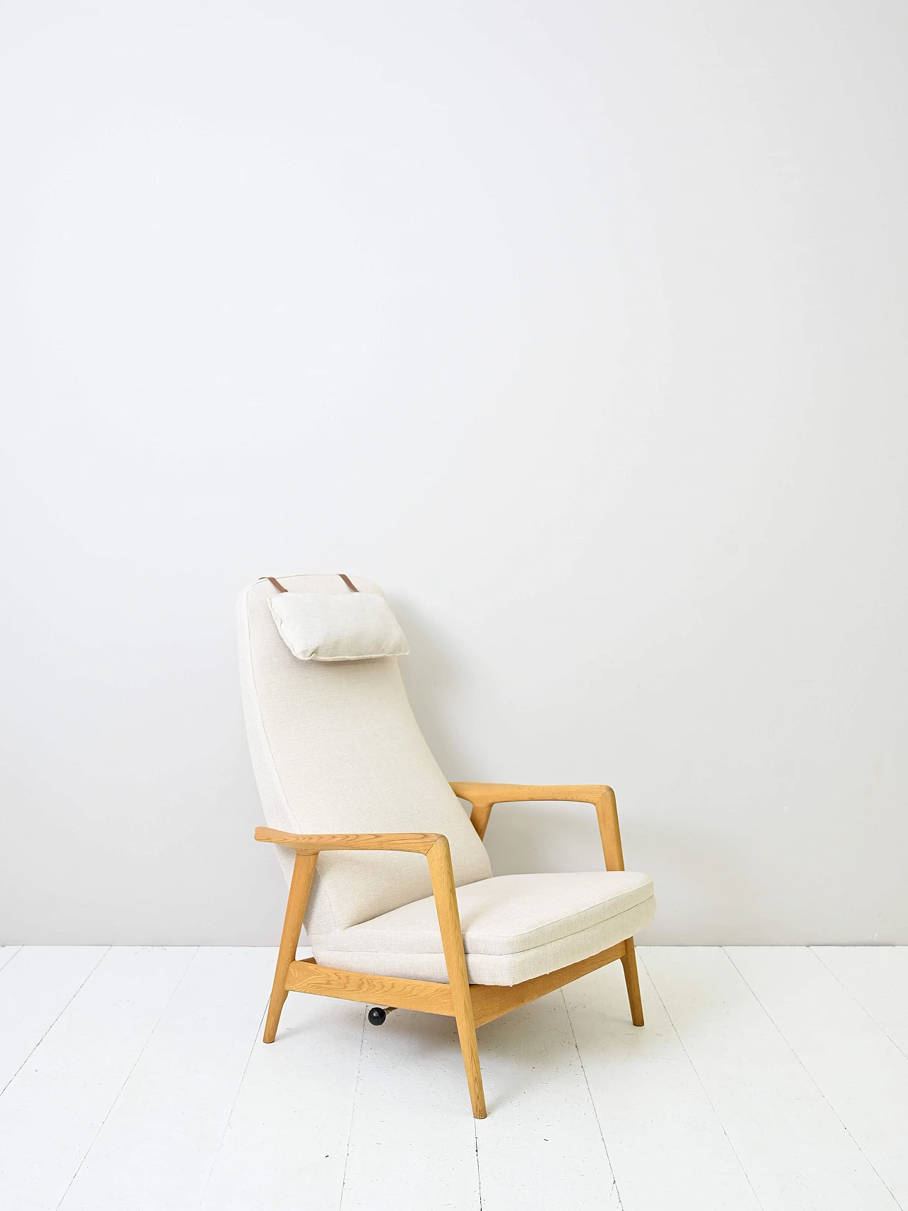 Poltrona svedese di Alf Svensson per Dux, anni ‘50 4