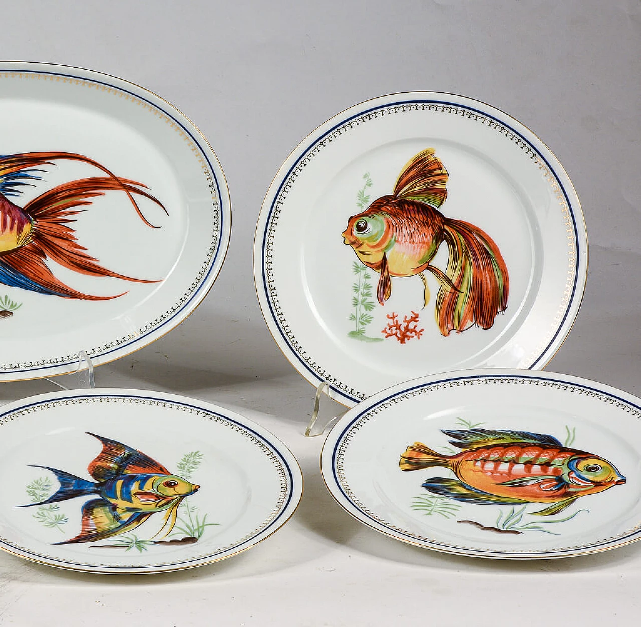 Piatti in porcellana Bavaria bianchi decorati con pesci, anni '70 4