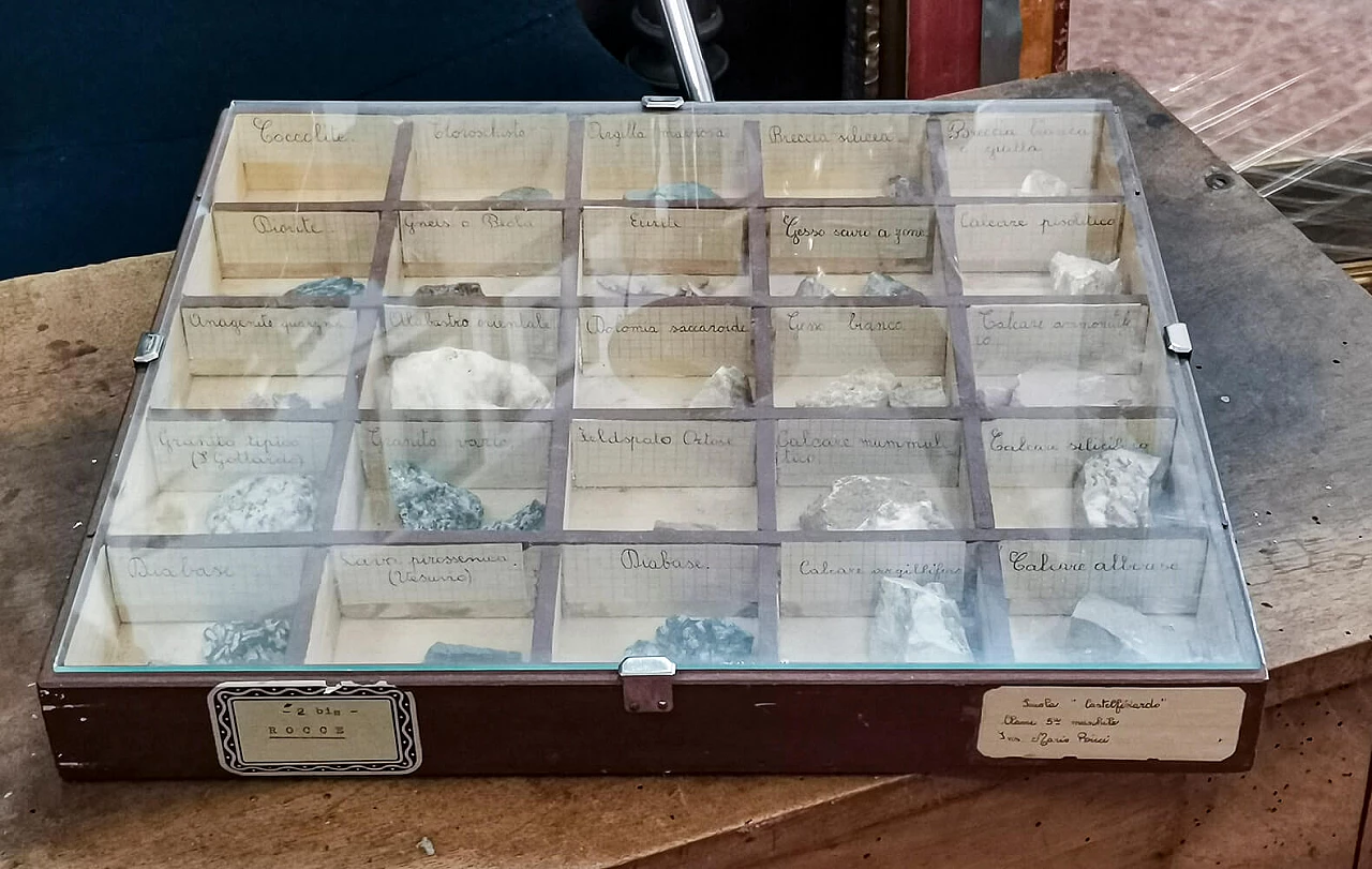 4 Teche per scuole con minerali, primo '900 1