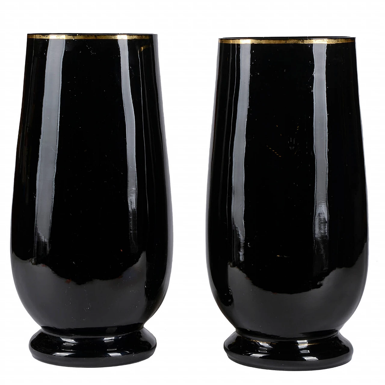 Coppia di vasi in vetro opalino nero con uccelli dipinti a mano, fine '800 6