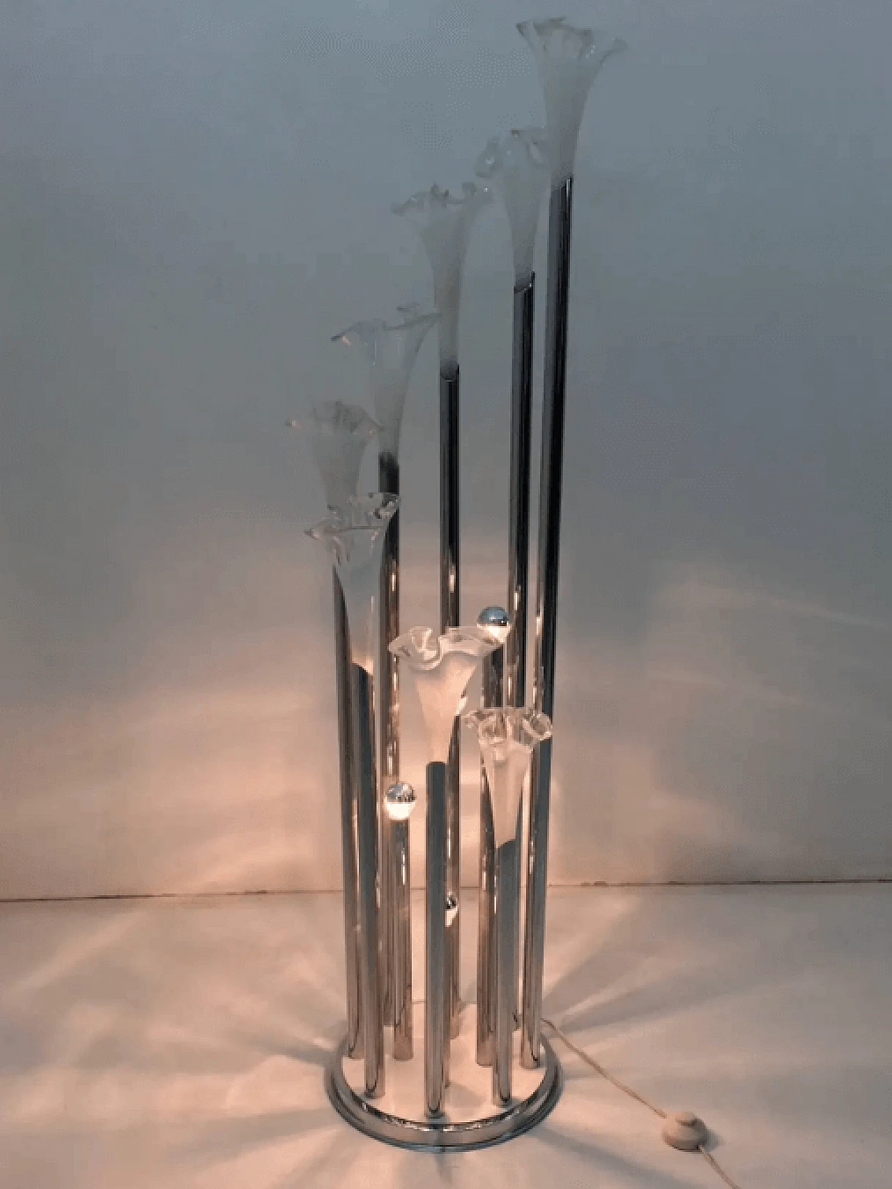 Eight-light floor lamp in floral glass attributed to Mazzega, 1970s 2