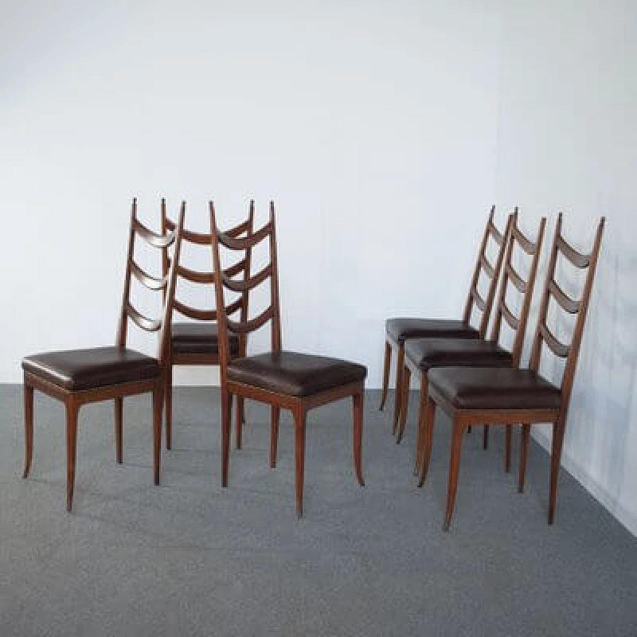 6 Sedie in legno e pelle di Osvaldo Borsani, anni '50 6