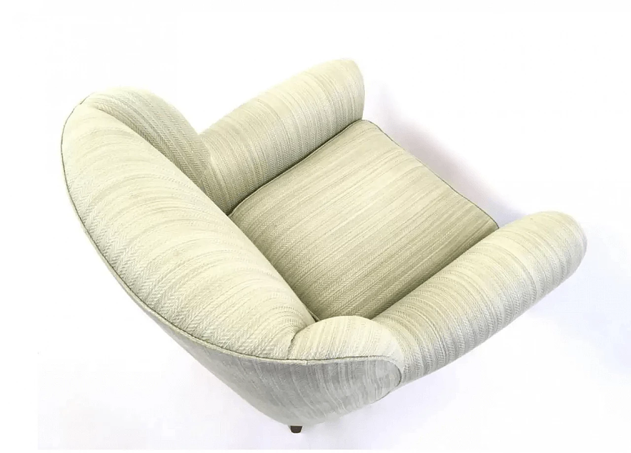 Coppia di poltrone verde chiaro con struttura in legno, anni '50 7