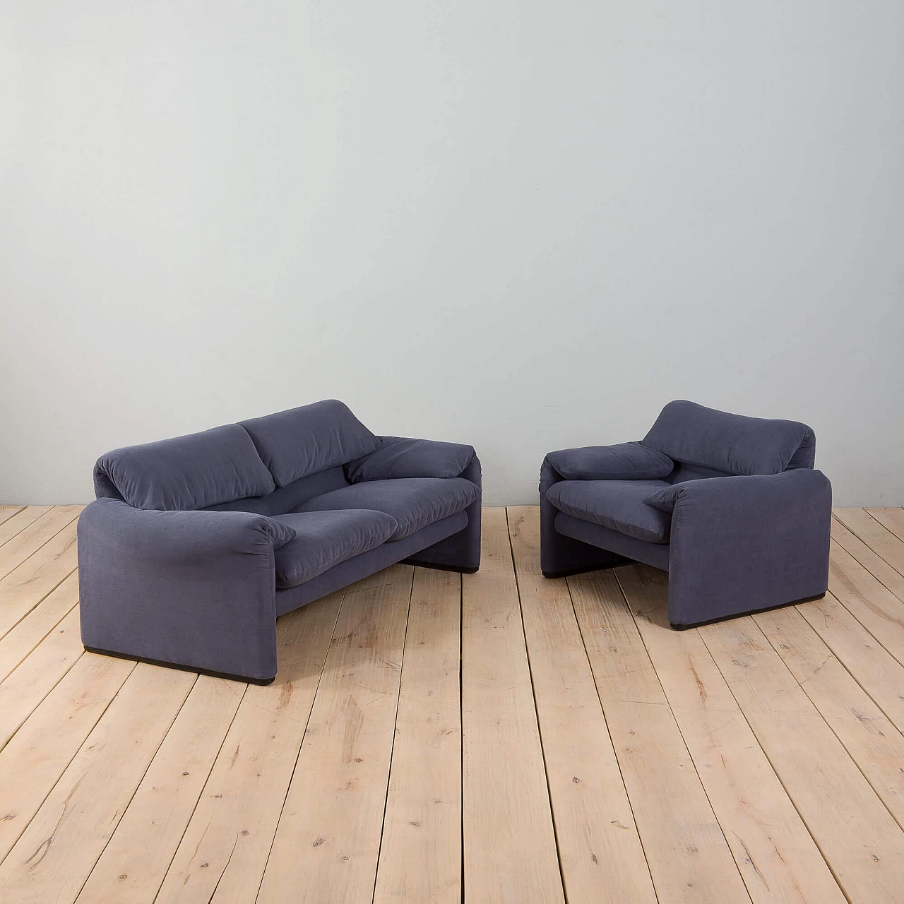 Maralunga sofa and armchair by Vico Magistretti for Cassina, 1980s 2