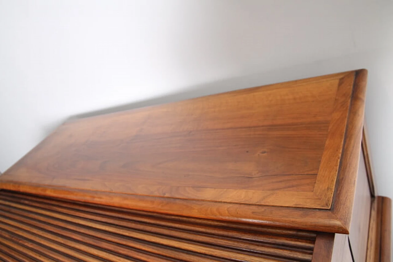 Scrivania in stile Art Decò in noce massello, anni '40 11