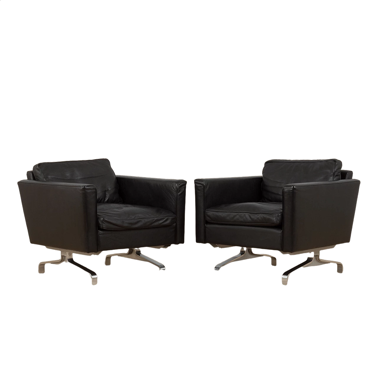 Pair of Scandinavian black leather lounge chairs in the style of Poul Kjaerholm, 1970s 7