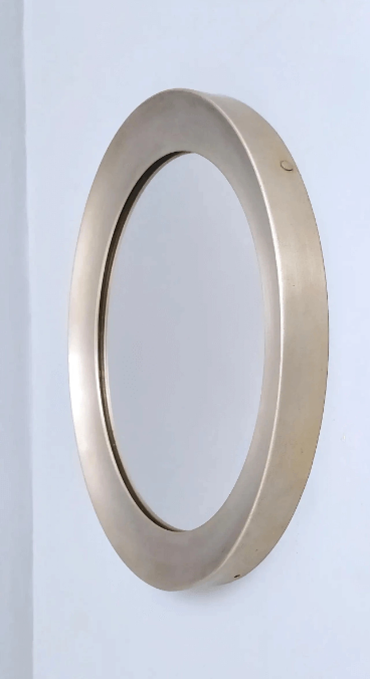 Specchio Narciso rotondo con cornice in acciaio di S. Mazza per Artemide, anni '50 6