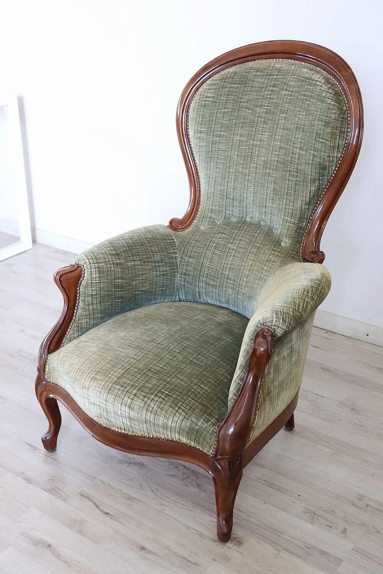 Louis Philippe style armchair in walnut and velvet, 19th century 3