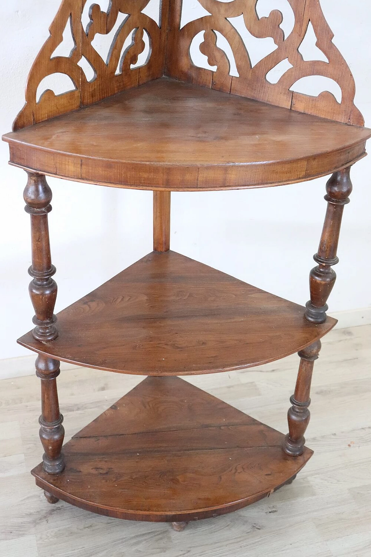 Angoliera in noce massello, '800 3