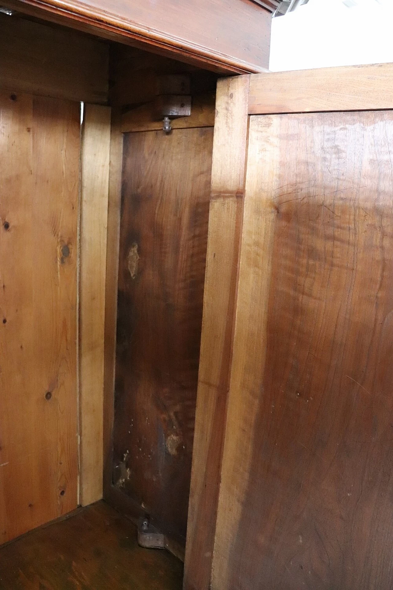 Solid walnut wardrobe with drawers, 19th century 7