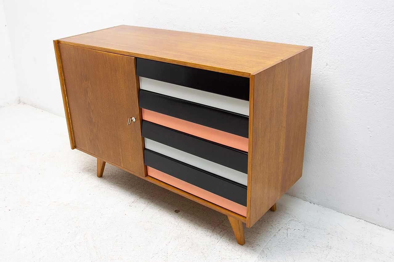 U-458 Dresser by Jiri Jiroutek, 1960s 18