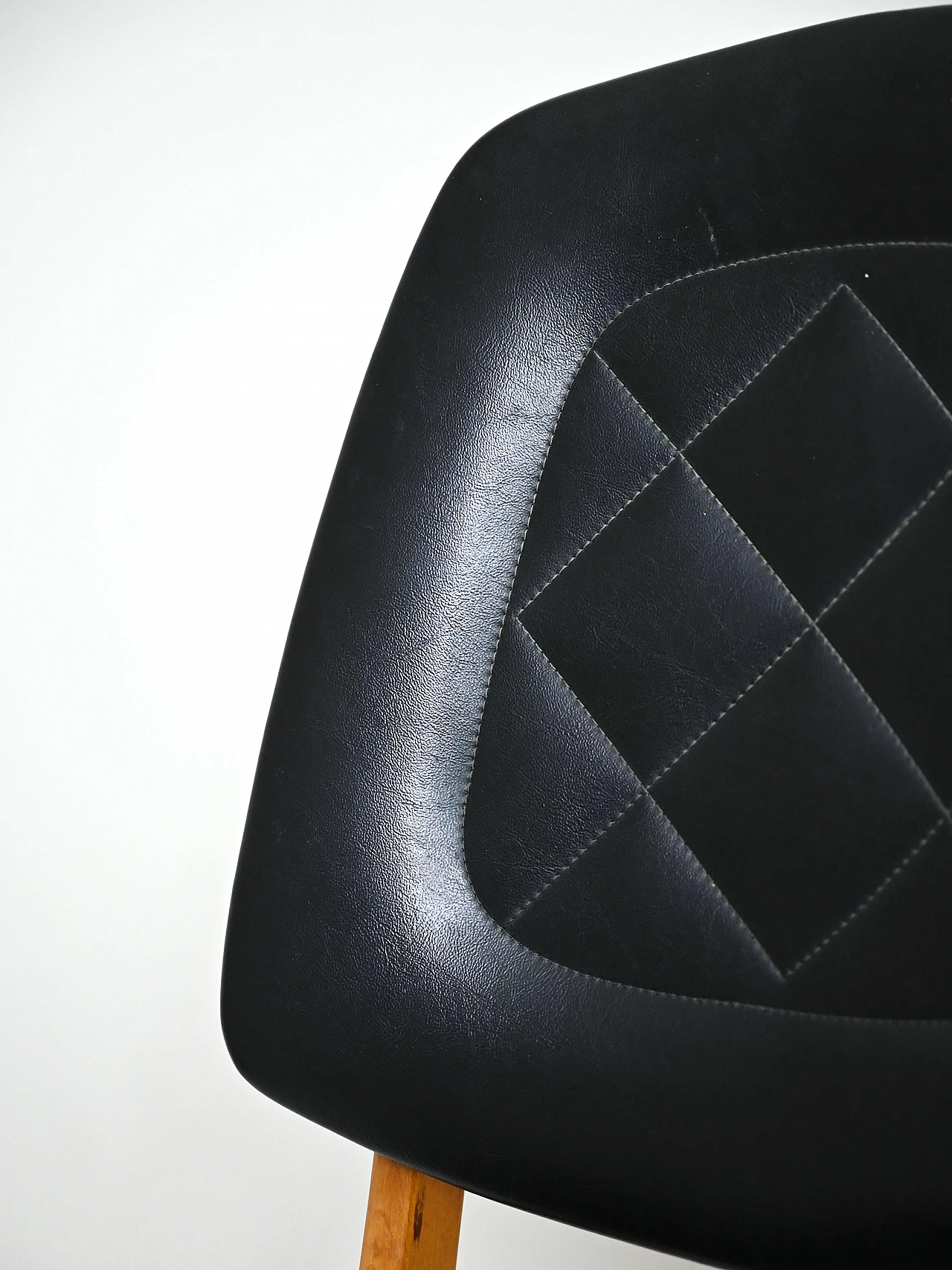 Sedie da pranzo norvegesi, anni ’70 4