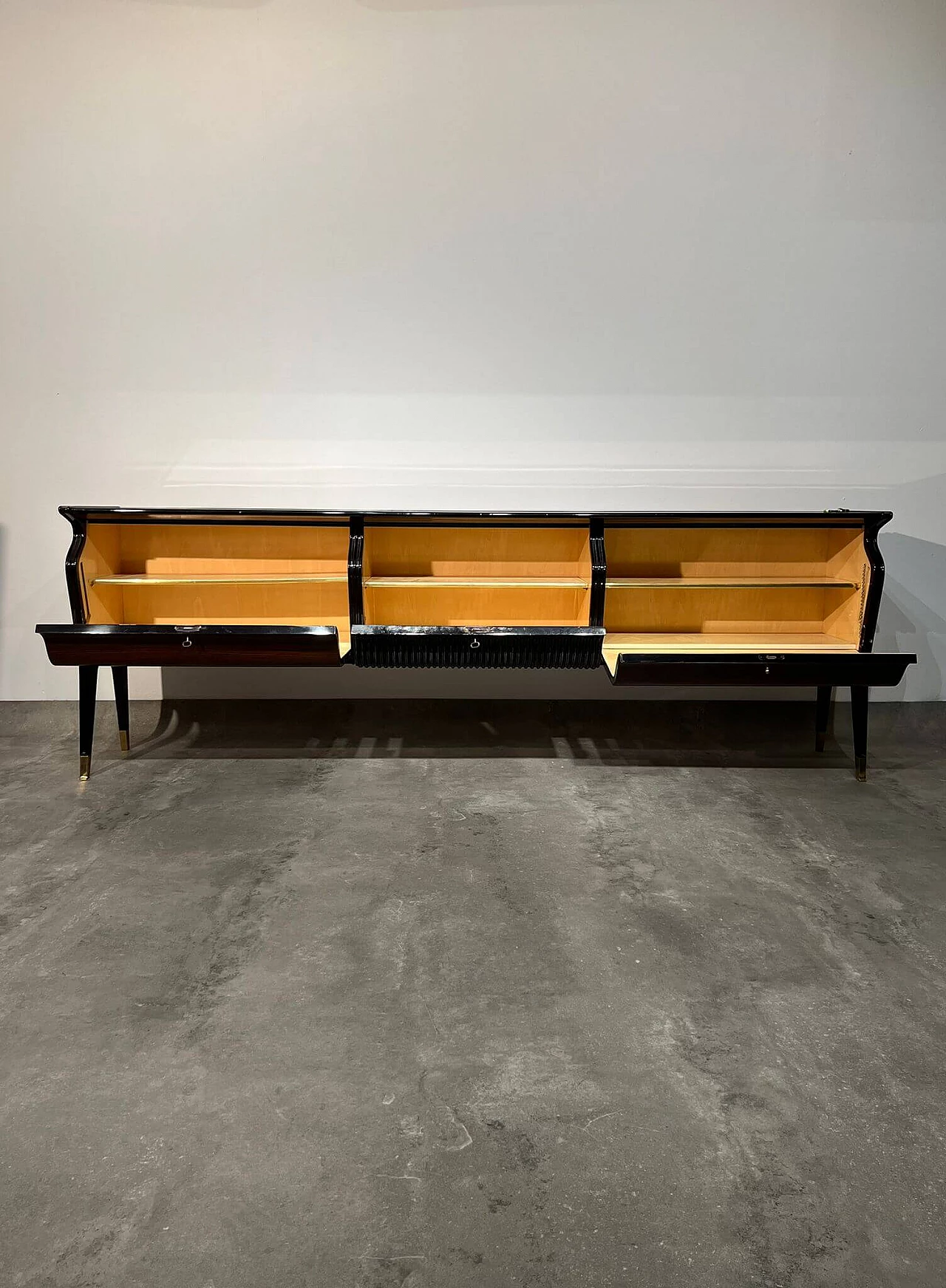 Sideboard with mirror by Osvaldo Borsani in rosewood, 1950s 4