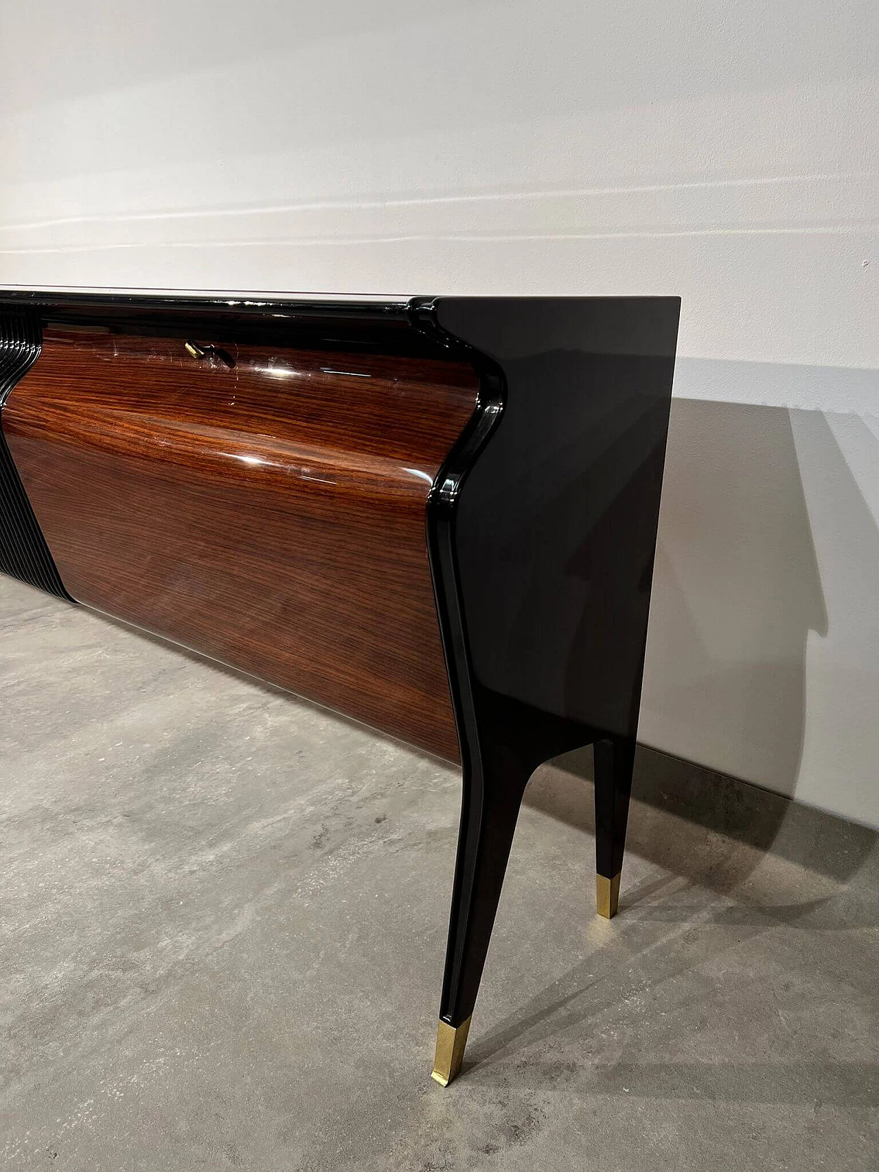Sideboard with mirror by Osvaldo Borsani in rosewood, 1950s 6
