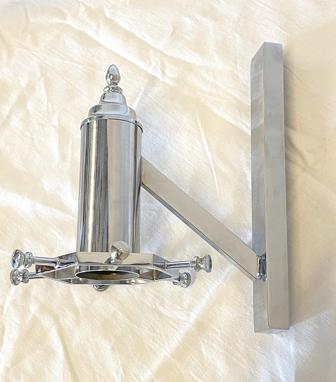 Pair of Cristal Art glass appliques, 1970s 15