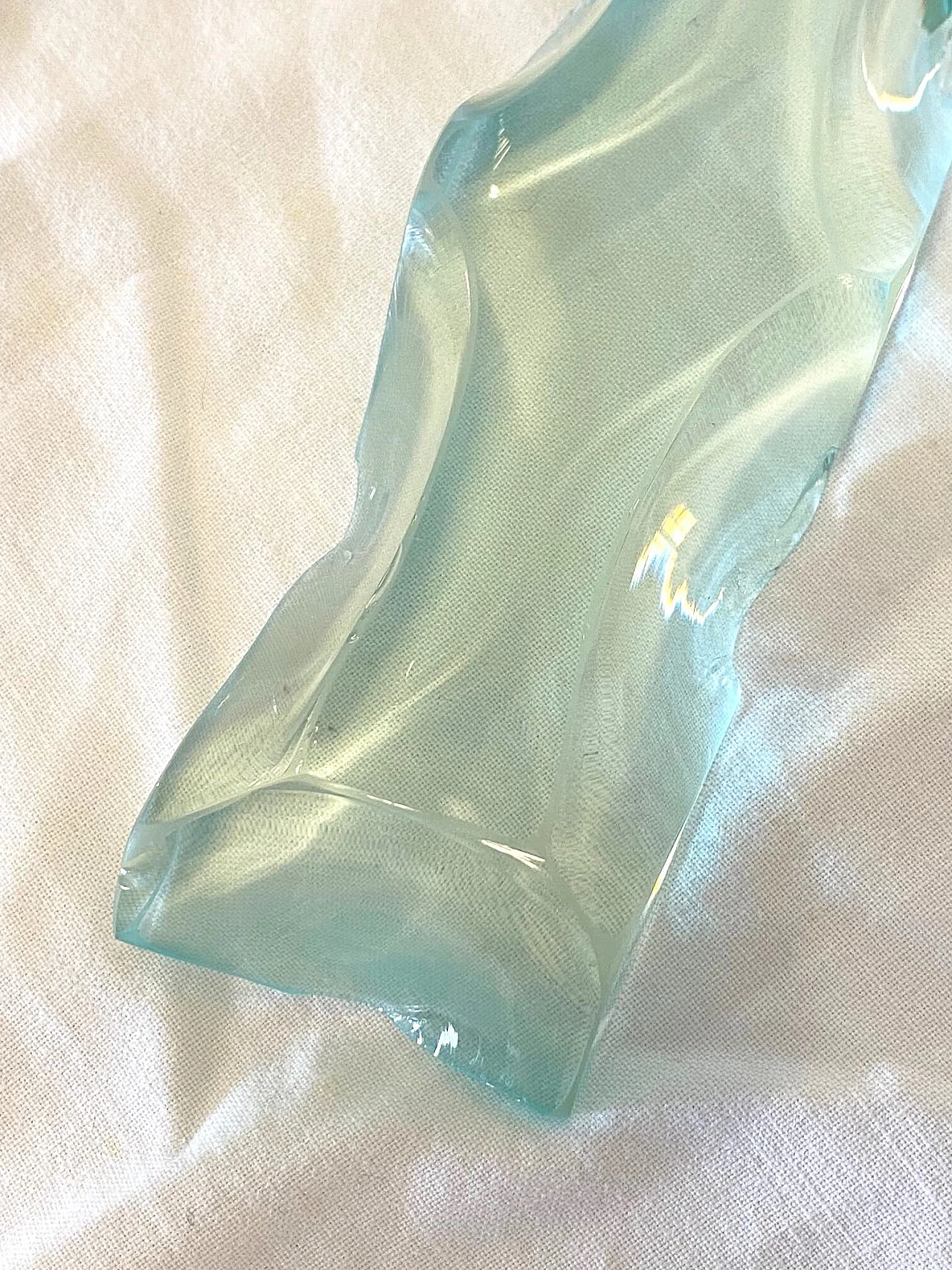 Pair of Cristal Art glass appliques, 1970s 16