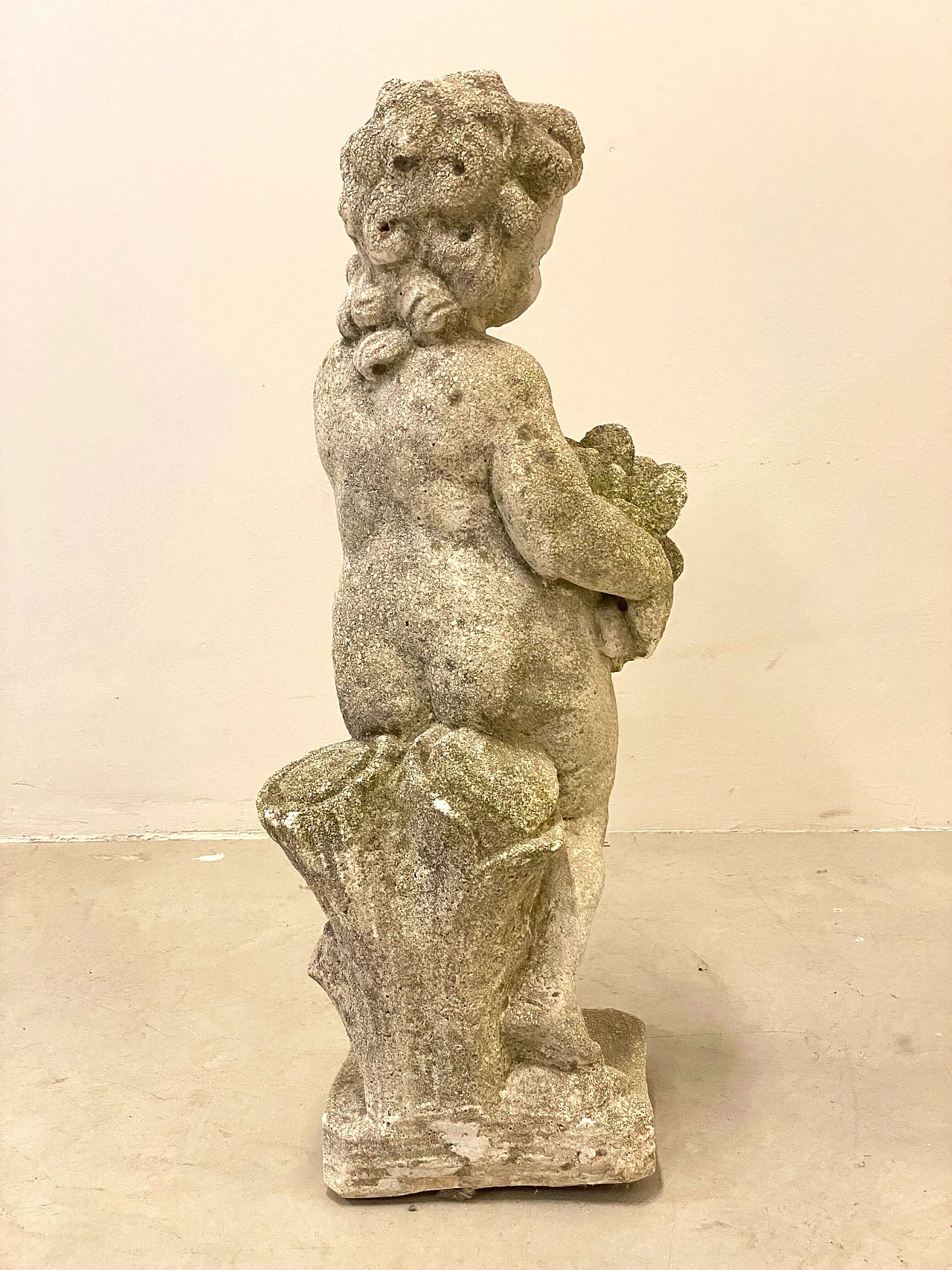 Scultura di putto in cemento, anni '70 7