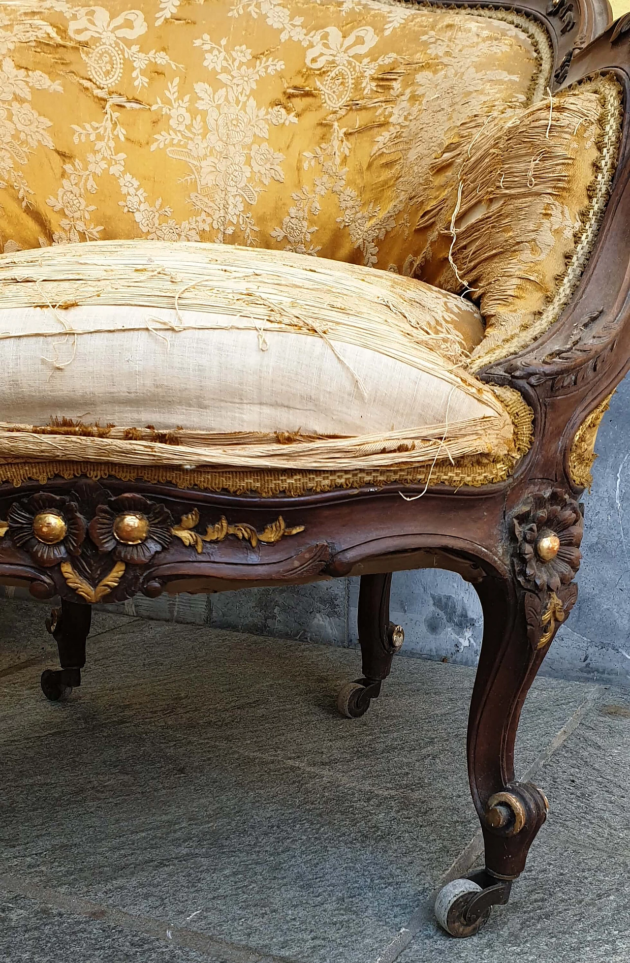 Solid walnut armchairs with pure gold friezes, 19th century 1