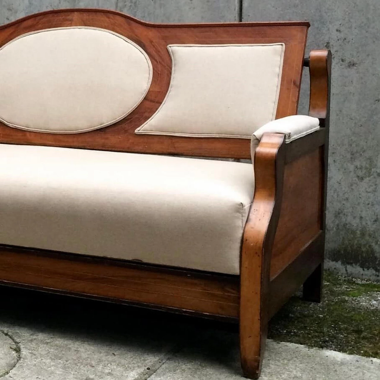 Sofa bed in blond walnut and ecru cloth, 1920s 3