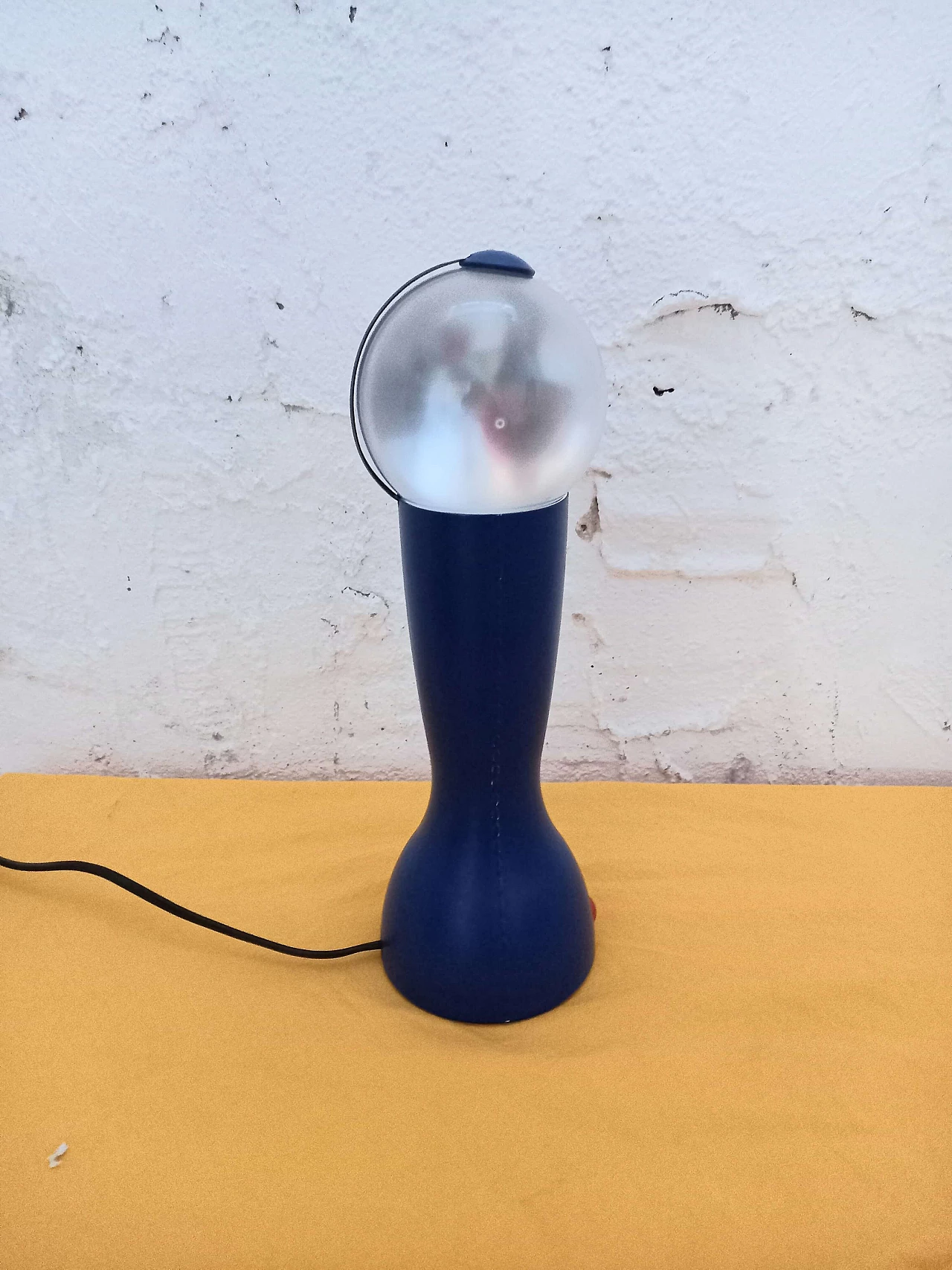 Table lamp Gilda by Capponi for Artemide, 1990s 1