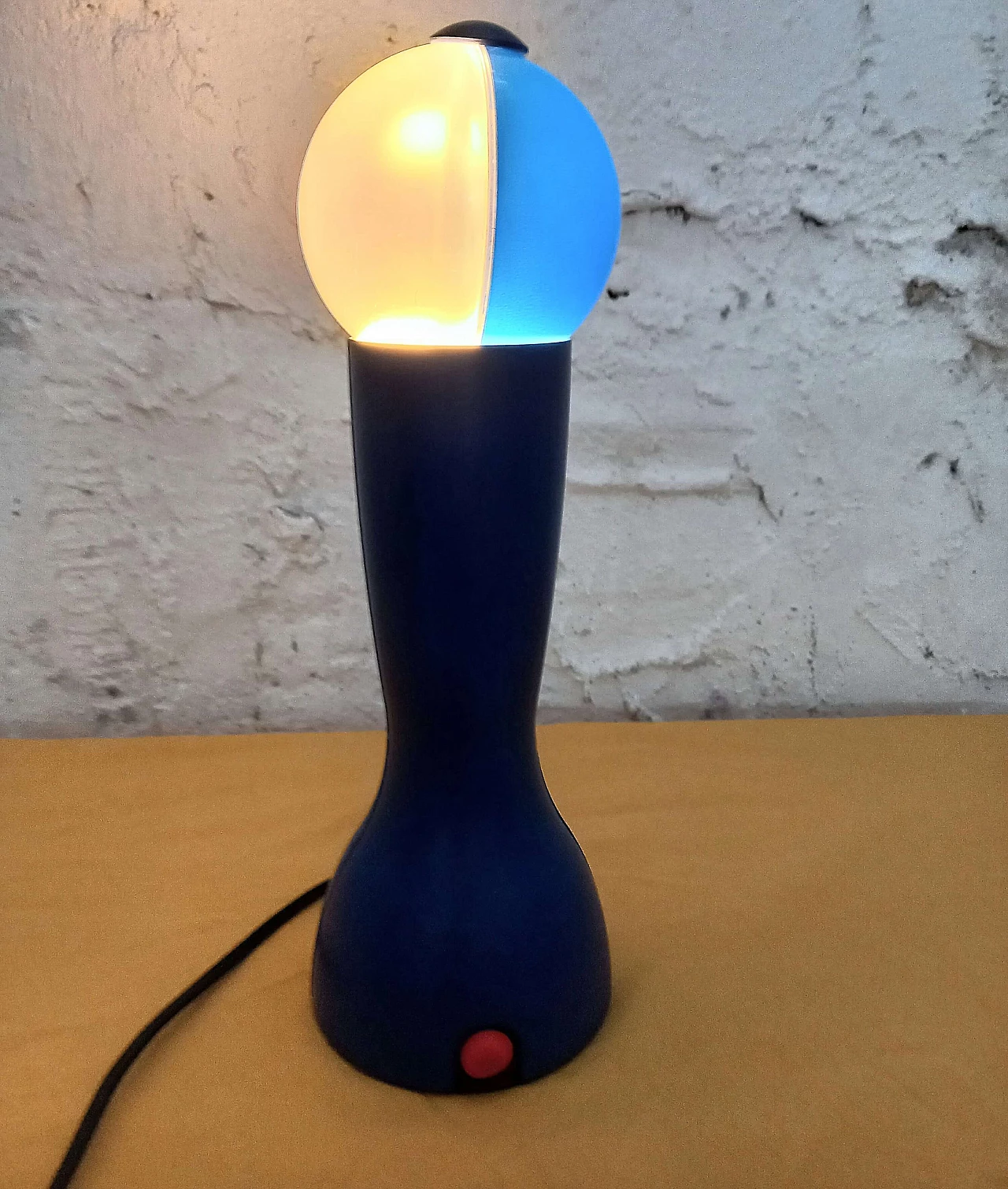 Table lamp Gilda by Capponi for Artemide, 1990s 2
