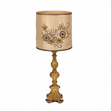 Torciere in legno dorato trasformato in una lampada da tavolo, '800