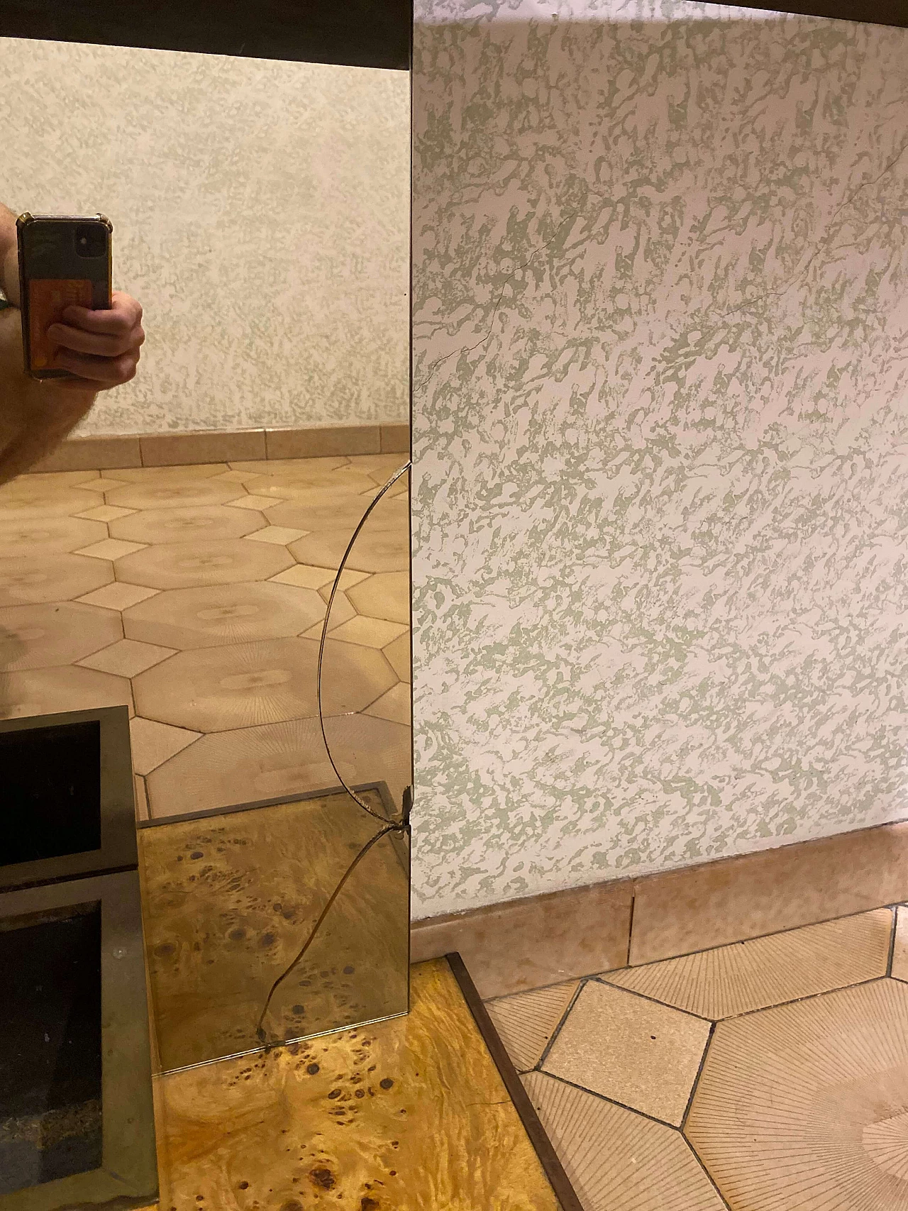 Mobile di ingresso in vetro e cristallo, anni ‘70 7