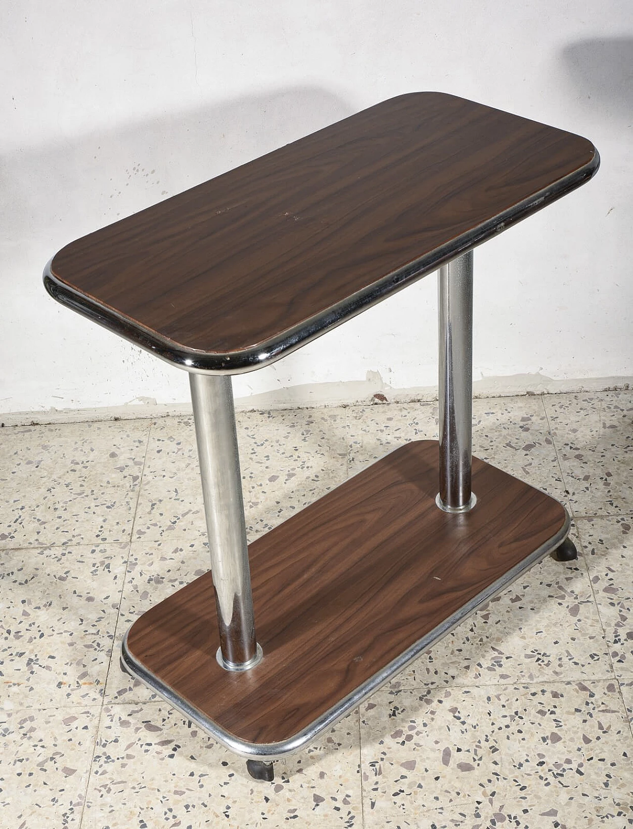 Tavolino con ruote in legno e acciaio cromato, anni '80 1